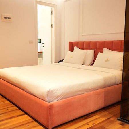 La Suite Boutique Hotel Tirana Exteriör bild