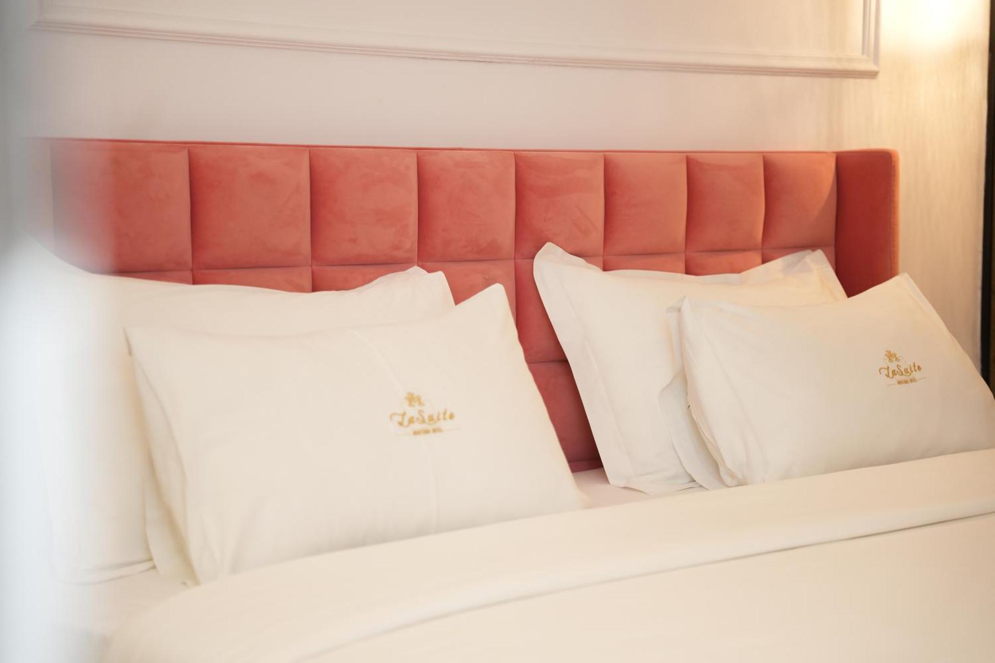 La Suite Boutique Hotel Tirana Exteriör bild