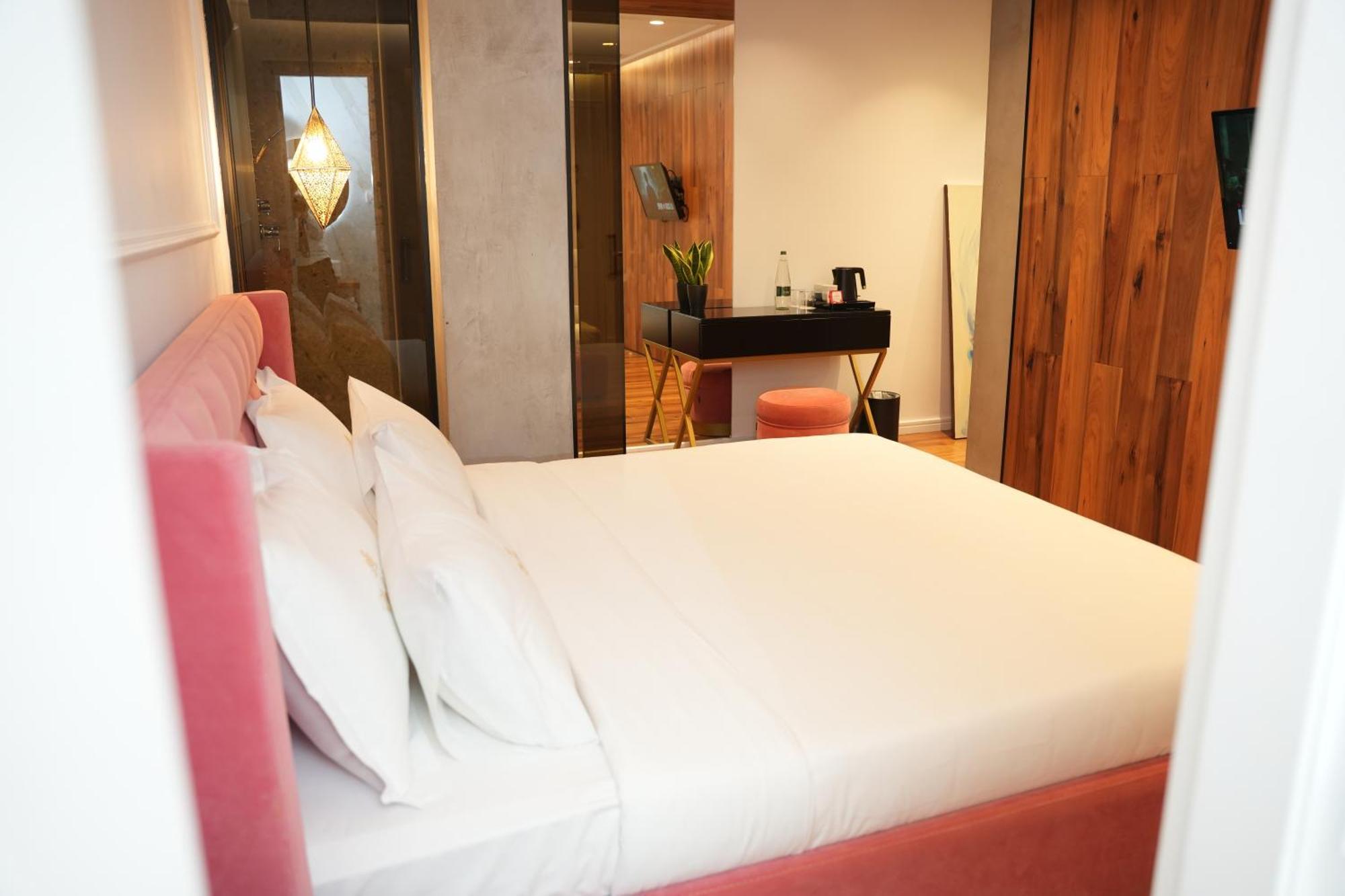 La Suite Boutique Hotel Tirana Exteriör bild