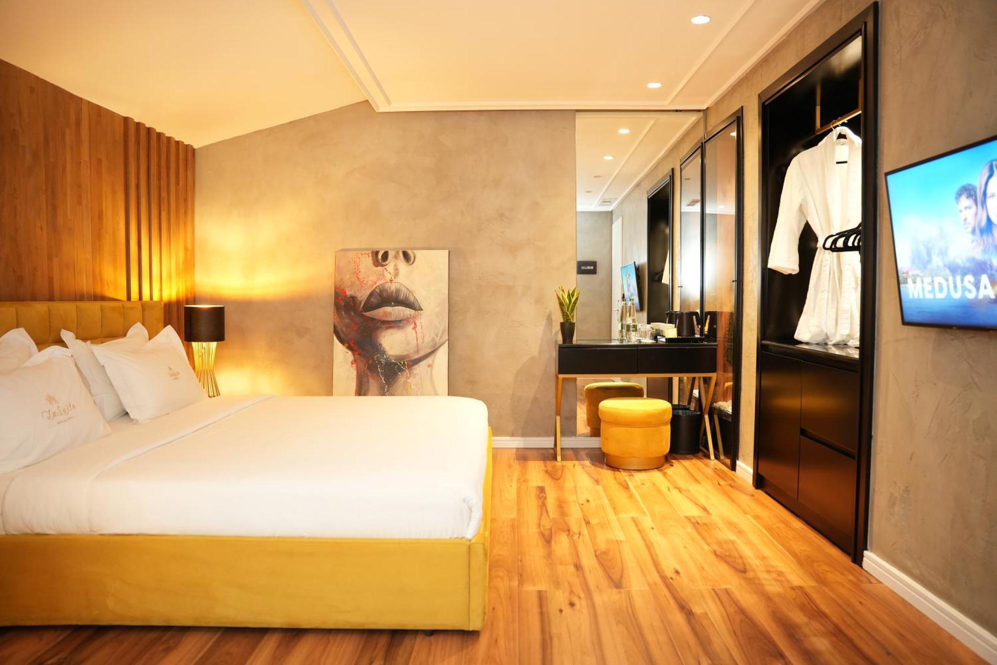 La Suite Boutique Hotel Tirana Exteriör bild