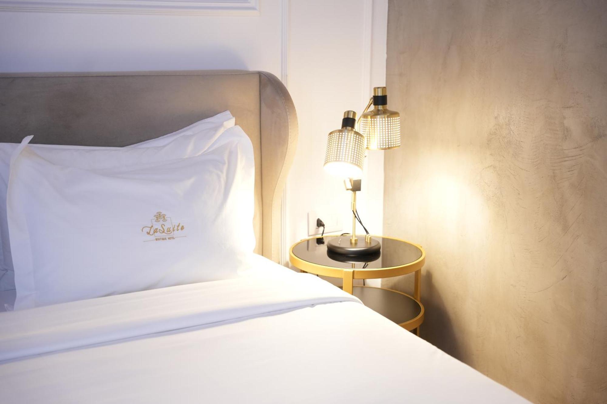 La Suite Boutique Hotel Tirana Exteriör bild