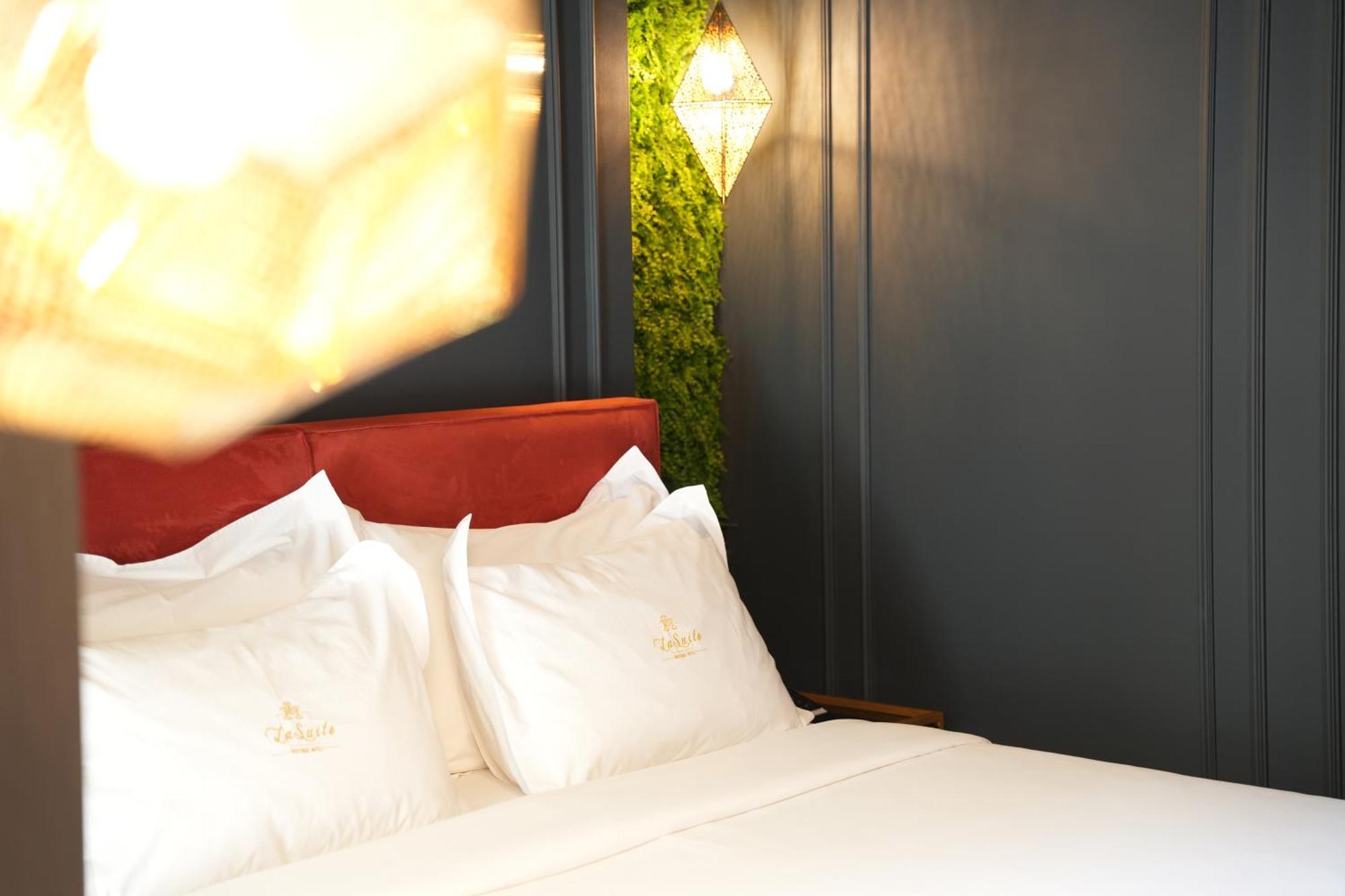 La Suite Boutique Hotel Tirana Exteriör bild